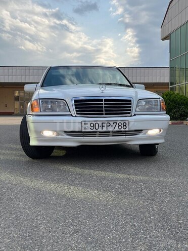Mercedes C 230 1998, 374,000 km - 2.3 l - İmişli