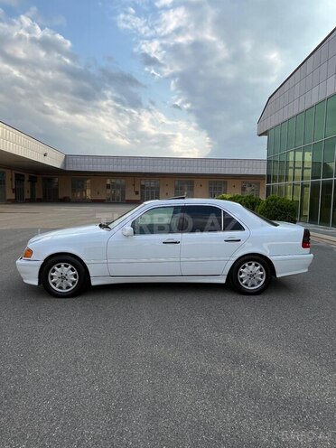 Mercedes C 230 1998, 374,000 km - 2.3 l - İmişli