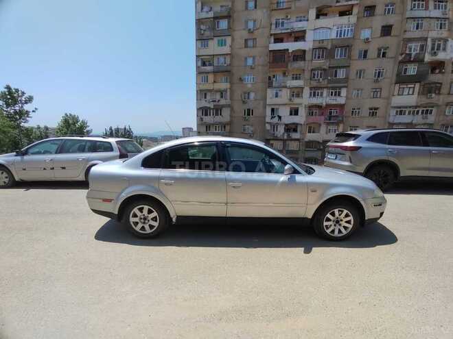 Volkswagen Passat 2002, 332,000 km - 1.8 l - Bakı