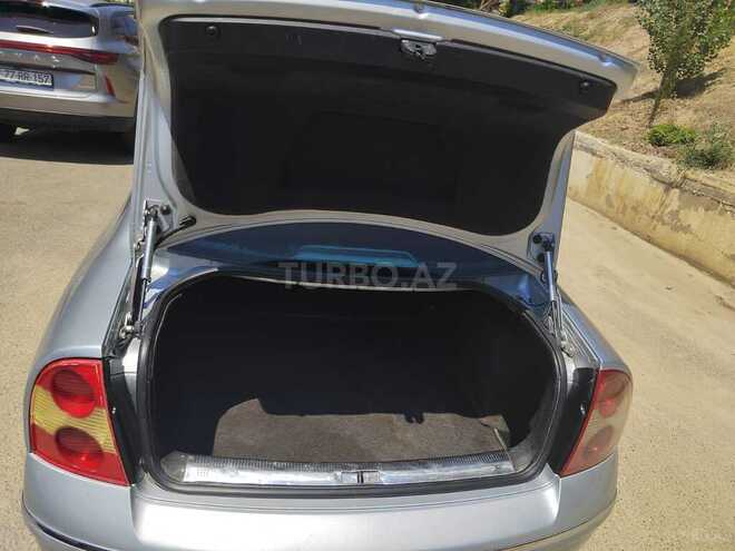 Volkswagen Passat 2002, 332,000 km - 1.8 l - Bakı