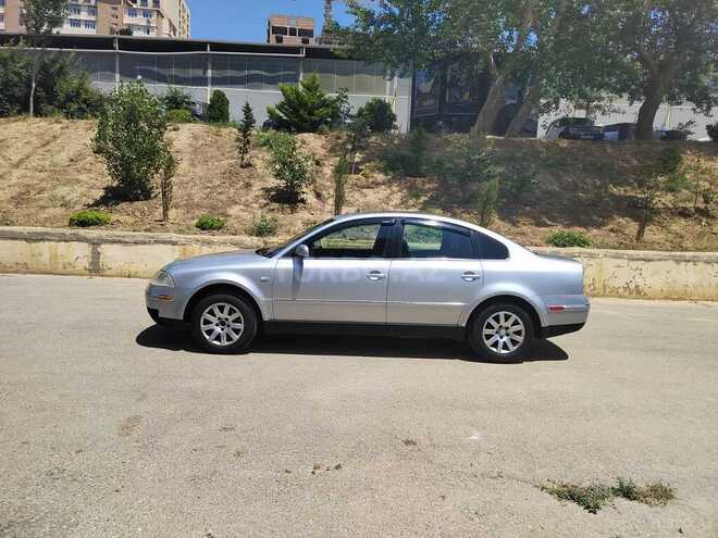Volkswagen Passat 2002, 332,000 km - 1.8 l - Bakı