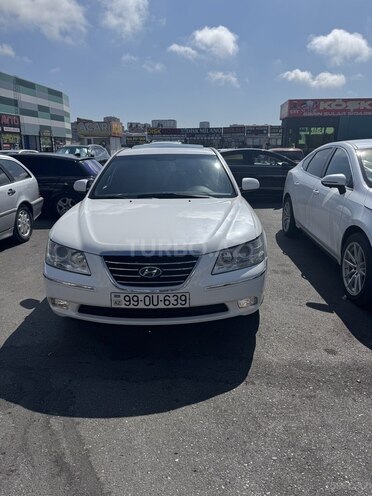 Hyundai Sonata-1