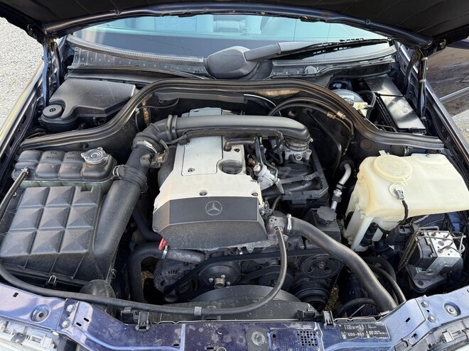 Mercedes C 180 1997, 296,658 km - 1.8 l - Bakı