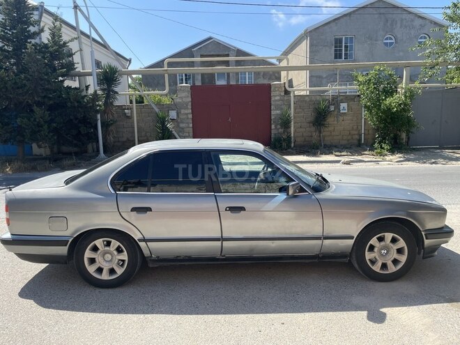 BMW 520 1993, 300,000 km - 2.0 l - Bakı