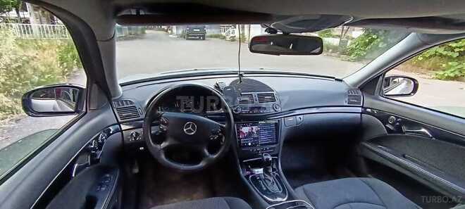 Mercedes E 240 2002, 253,000 km - 2.6 l - Bakı