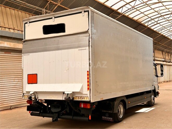 Mercedes Atego 818 2009, 606,183 km - 4.3 l - Bakı