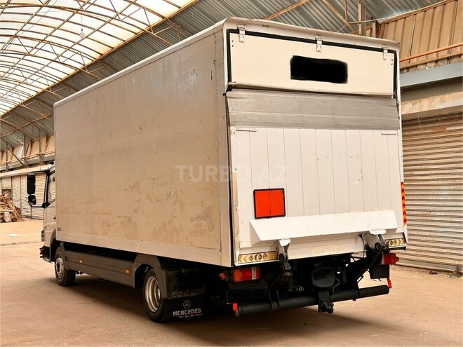 Mercedes Atego 818 2009, 606,183 km - 4.3 l - Bakı