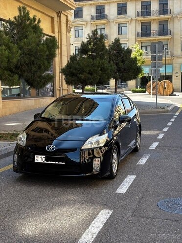 Toyota Prius-1