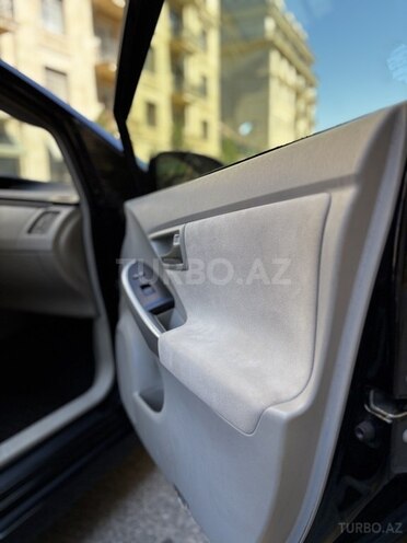 Toyota Prius-18