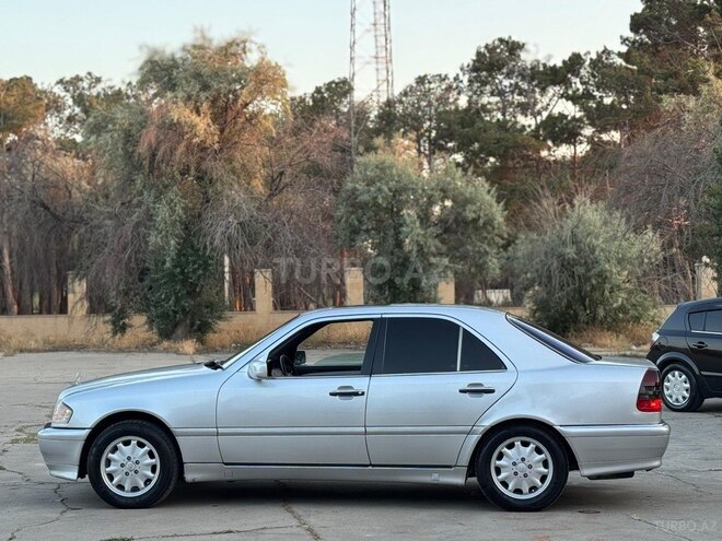 Mercedes C 230 1999, 281,580 km - 2.3 l - Bakı
