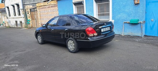 Nissan Sunny-6