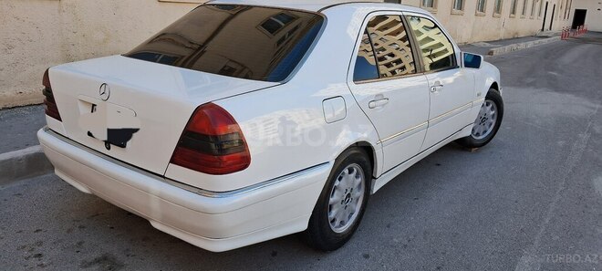 Mercedes C 220 1995, 387,411 km - 2.2 l - Bakı