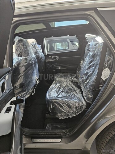 Kia Sorento-12