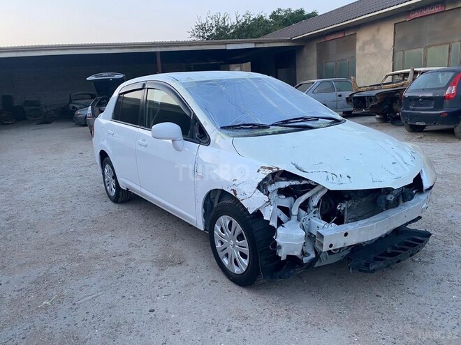 Nissan Tiida 2011, 138,813 km - 1.6 l - Bakı