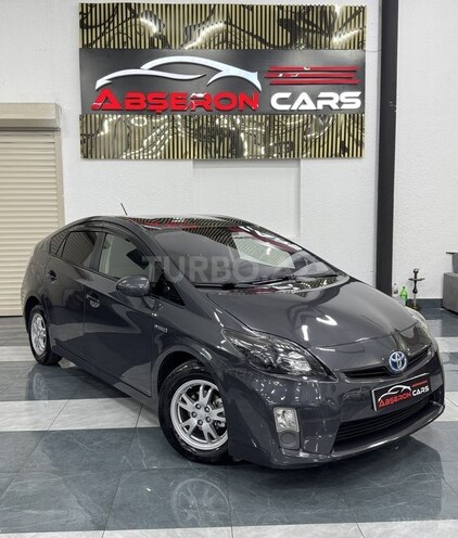 Toyota Prius-3