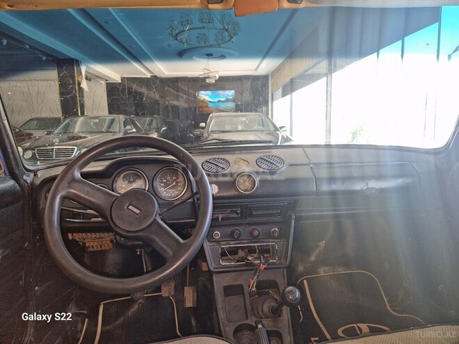 LADA (VAZ) 2106-4