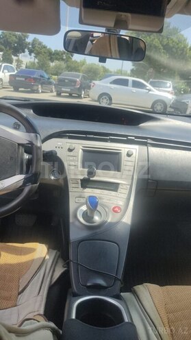 Toyota Prius 2014, 398,313 km - 1.8 л - Bakı