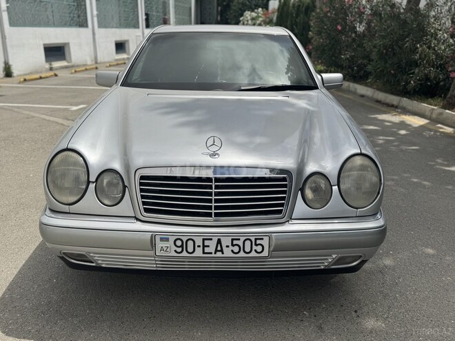 Mercedes E 230 1996, 456,000 km - 2.3 л - Bakı