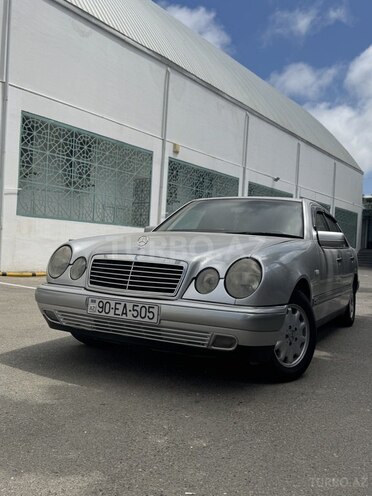 Mercedes E 230 1996, 456,000 km - 2.3 л - Bakı