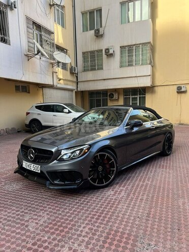 Mercedes C 300 2017, 100,000 km - 2.0 l - Bakı
