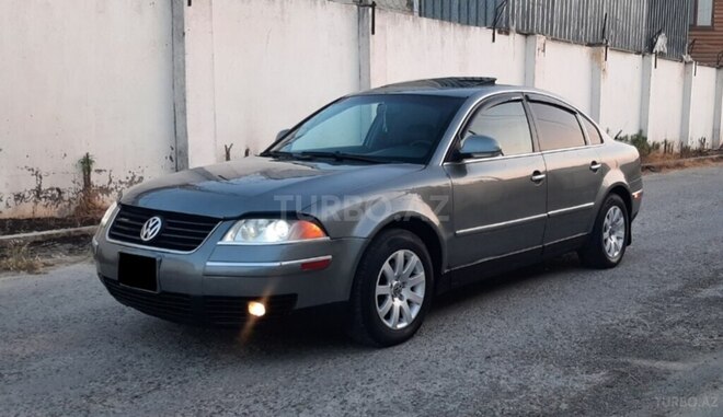 Volkswagen Passat 2004, 299,500 km - 1.8 l - Bakı