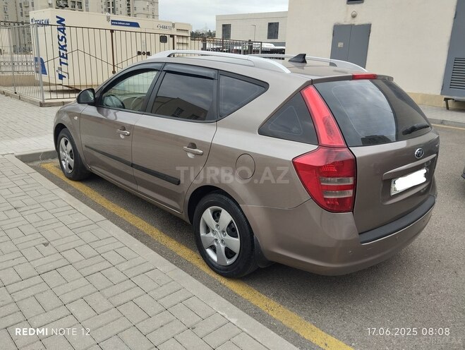 Kia  2008, 338,000 km - 1.6 l - Bakı