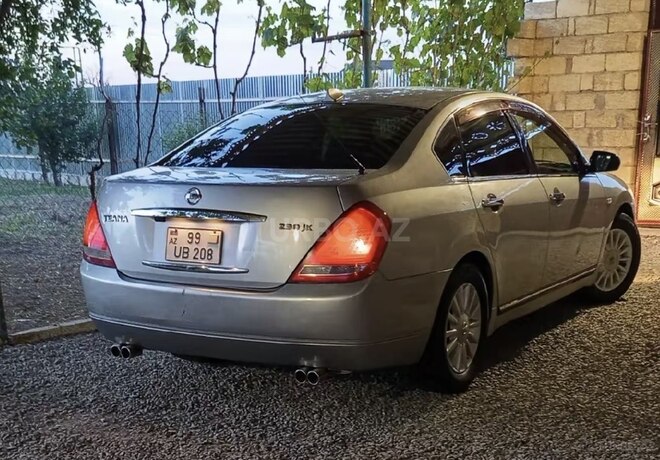 Nissan Teana 2003, 253,989 km - 2.5 l - Salyan