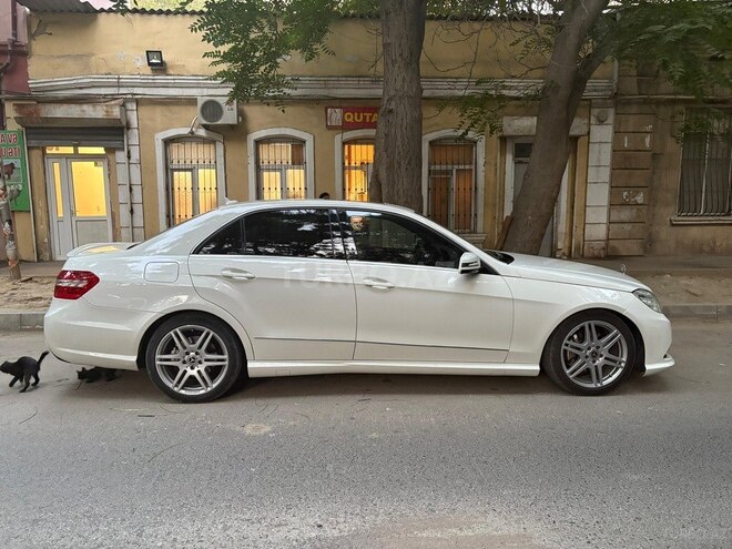 Mercedes E 350 2009, 360,000 km - 3.5 l - Bakı
