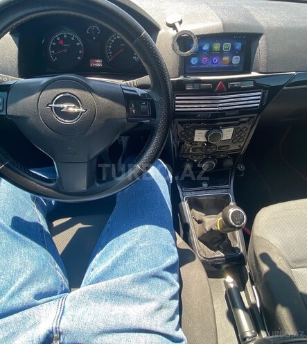 Opel Astra 2006, 270,000 km - 1.4 l - Bakı