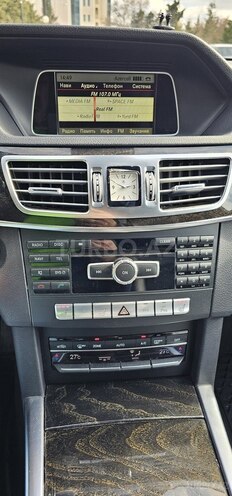 Mercedes E 200 d 2014, 162,550 km - 2.1 л - Bakı