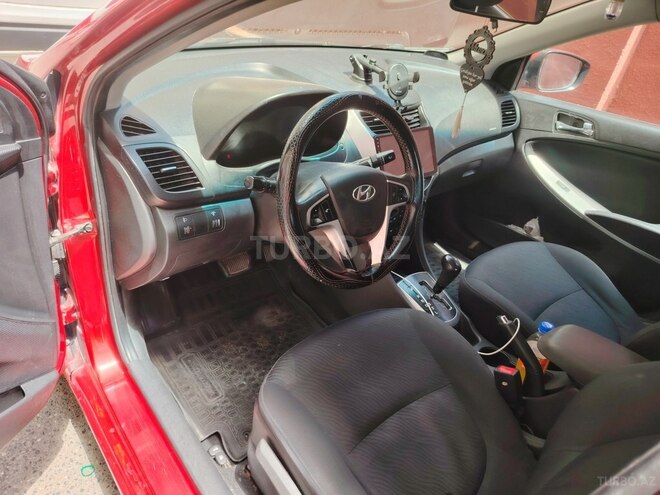 Hyundai Solaris 2011, 372,000 km - 1.4 l - Bakı