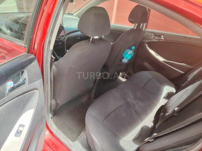 Hyundai Solaris 2011, 372,000 km - 1.4 l - Bakı