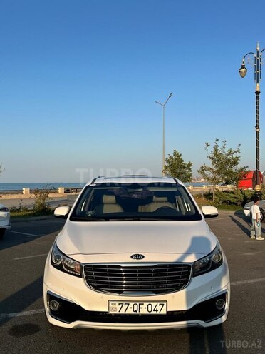 Kia Carnival-6