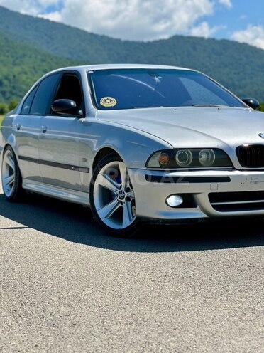 BMW 530 2001, 305,000 km - 3.0 l - Qəbələ