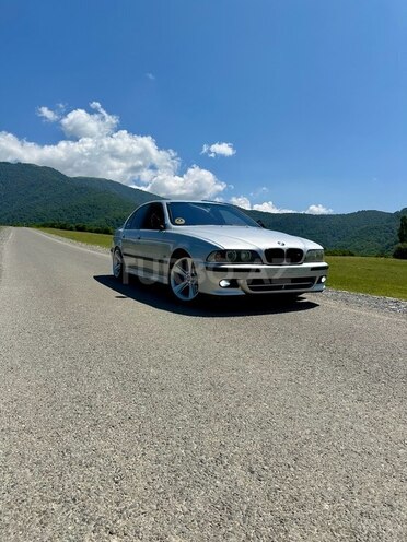 BMW 530 2001, 305,000 km - 3.0 l - Qəbələ