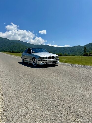 BMW 530 2001, 305,000 km - 3.0 l - Qəbələ