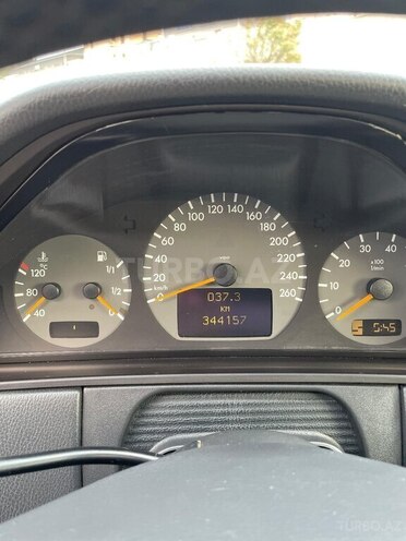 Mercedes E 320 2000, 365,258 km - 3.2 l - Bakı
