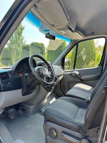 Mercedes Sprinter 519 2009, 248,000 km - 3.0 l - Bakı