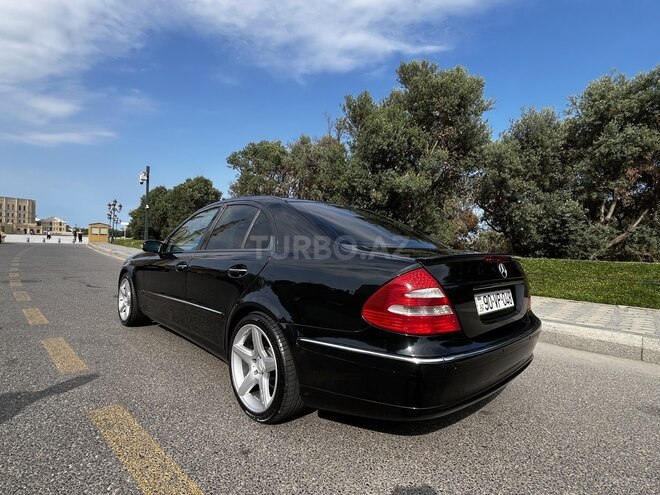 Mercedes E 240 2002, 296,000 km - 2.6 l - Bakı