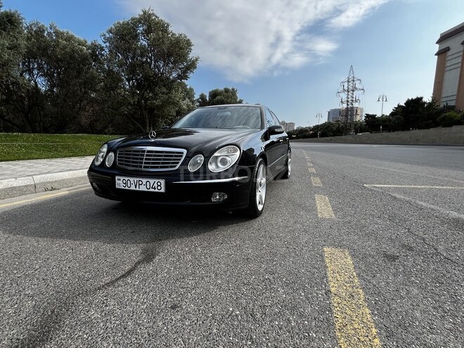 Mercedes E 240 2002, 296,000 km - 2.6 l - Bakı