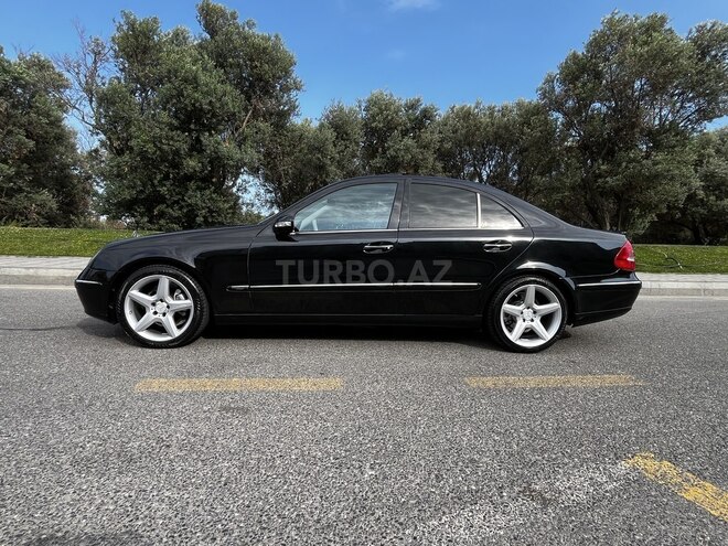 Mercedes E 240 2002, 296,000 km - 2.6 l - Bakı