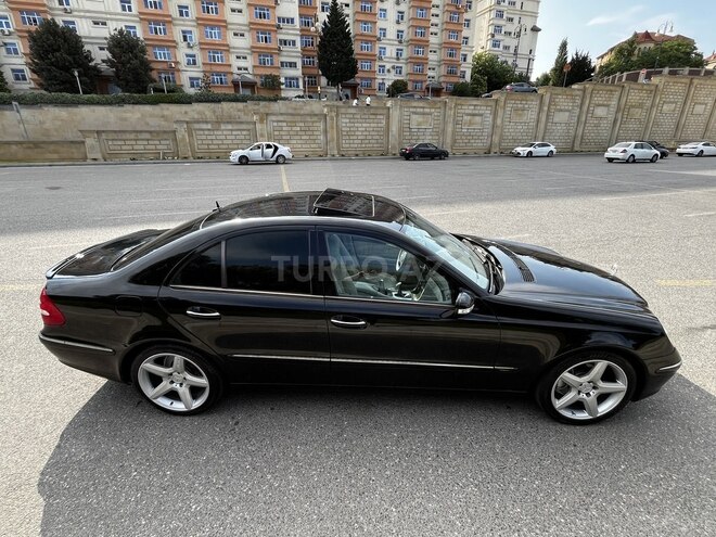 Mercedes E 240 2002, 296,000 km - 2.6 l - Bakı