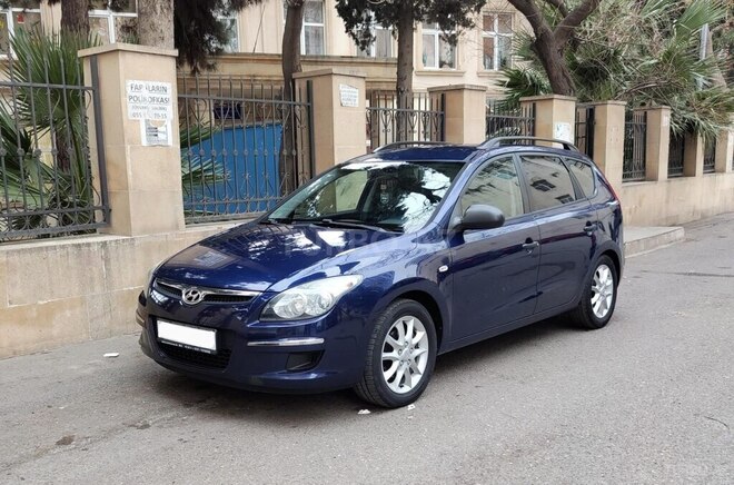 Hyundai i30 2009, 244,500 km - 1.4 л - Bakı