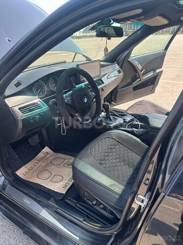 BMW 525 2004, 256,809 km - 2.5 l - Bakı
