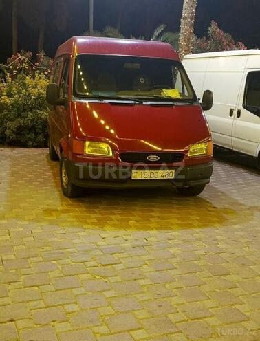 Ford Transit-1