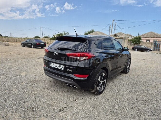Hyundai Tucson-9