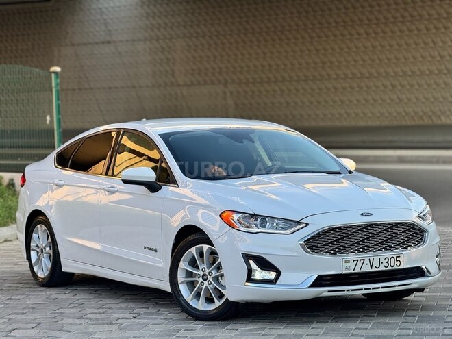 Ford Fusion (North America) 2019, 122,000 km - 2.0 л - Bakı