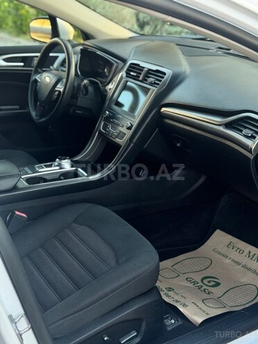 Ford Fusion (North America) 2019, 122,000 km - 2.0 л - Bakı