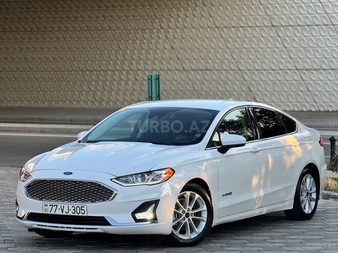 Ford Fusion (North America) 2019, 122,000 km - 2.0 л - Bakı