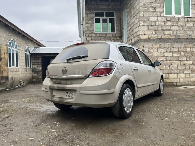Opel Astra 2008, 230,000 km - 1.4 l - Xaçmaz